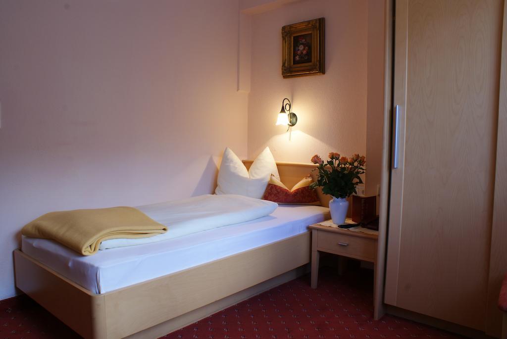 Gasthof Riederhof Gerlos Ruang foto